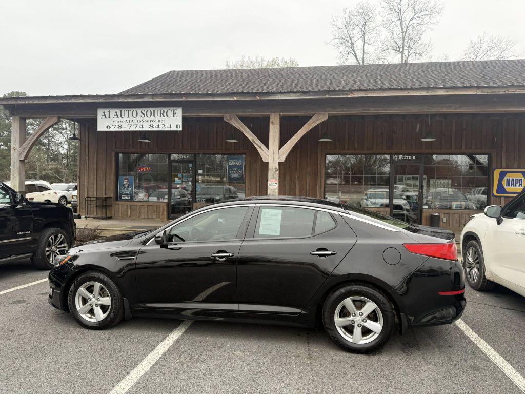 2015 Kia Optima LX's photo