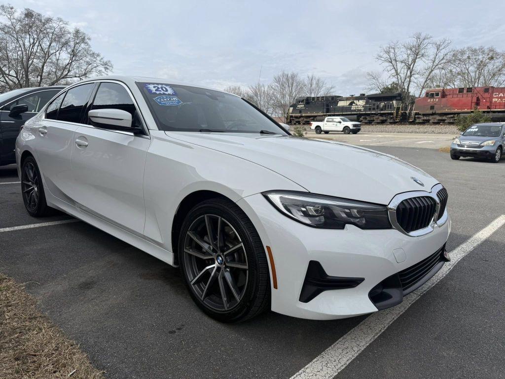 2020 BMW 3 Series 330i Sedan's photo