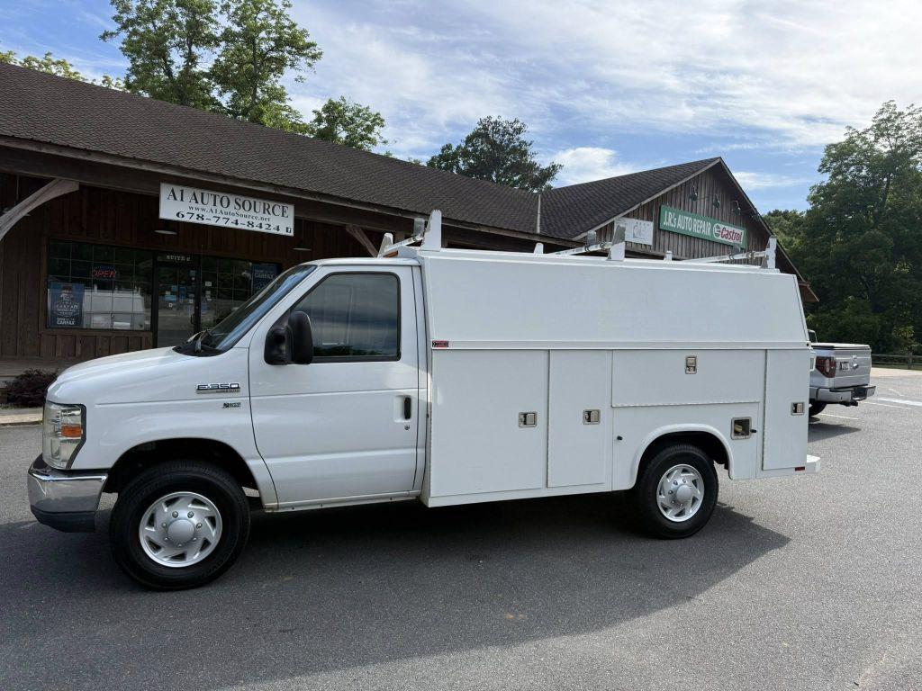 2014 Ford E-Series SRW E-350 Super Duty 138 in WB's photo