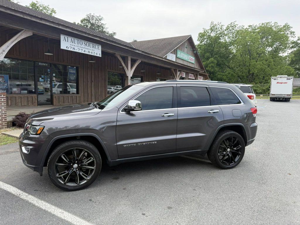 2017 Jeep Grand Cherokee Limited's photo